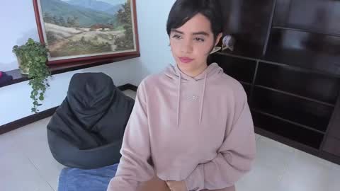 Ariel Pink Diamond online show from 02-18-25, 07:30