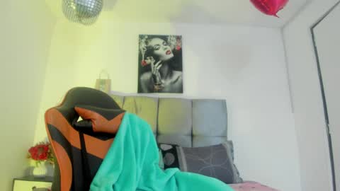 ariel_wish online show from 05-11-26, 01:06