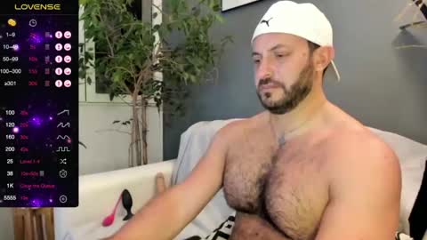 Snapshot of arielenbsas chatting on 01-31-25, 02:48 Ariel online show from 01-31-25, 02:48