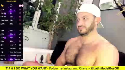 Snapshot of arielenbsas chatting on 02-23-25, 01:46 Ariel online show from 02-23-25, 01:46