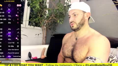 Snapshot of arielenbsas chatting on 02-25-25, 03:20 Ariel online show from 02-25-25, 03:20