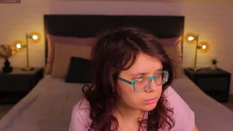 Ariell Mini online show from 04-11-26, 12:09