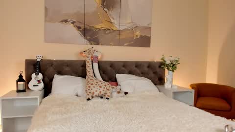 Ariella GTM3  Tue Wed Thu Fri Sat  0400 am-1030pm online show from 10-03-25, 01:13