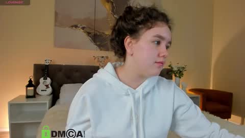 Ariella GTM3  Tue Wed Thu Fri Sat  0400 am-1030pm online show from 10-10-25, 01:15