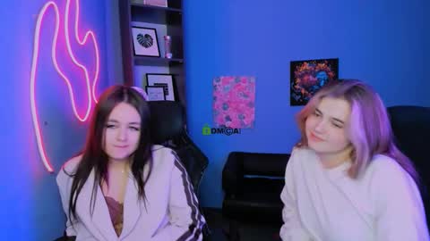 Snapshot of arielmell chatting on 02-20-26, 03:12 arielmell online show from 02-20-26, 03:12