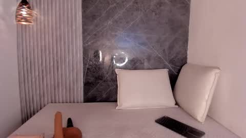 Ariel  online show from 01-09-26, 02:58