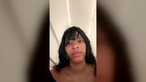 Snapshot of ariessisbetter chatting on 07-19-26, 04:44 ariessisbetter online show from 07-19-26, 04:44