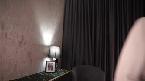 Snapshot of arietandon chatting on 02-23-26, 11:18 Alice online show from 02-23-26, 11:18