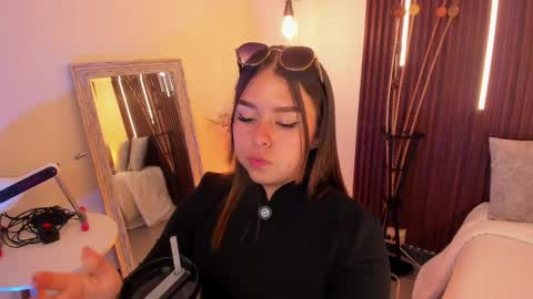  Arianna  online show from 04-16-26, 09:50