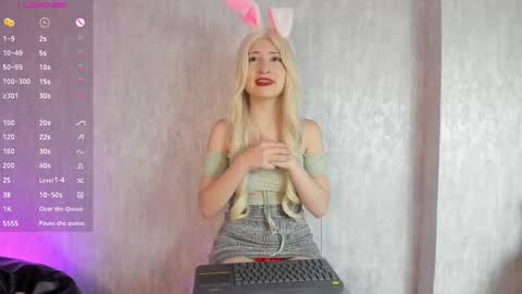 Ariel online show from 10-13-25, 12:05