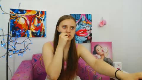 Snapshot of arinabelle chatting on 06-22-26, 01:08 arinabelle online show from 06-22-26, 01:08