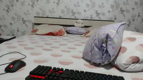 Snapshot of arinadols23 chatting on 12-17-25, 09:21 Arina online show from 12-17-25, 09:21