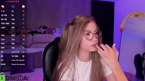 Ari  online show from 12-23-25, 12:30