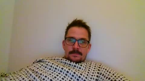 Snapshot of ariparikrigsmann chatting on 12-24-24, 10:39 ariparikrigsmann online show from 12-24-24, 10:39