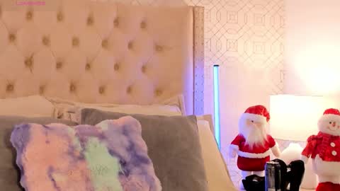 Ari Robert online show from 11-21-25, 05:06