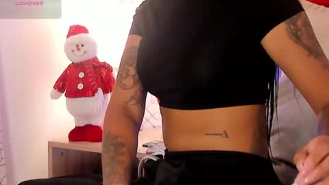 Ari Robert online show from 11-24-25, 04:01