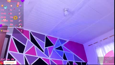 Snapshot of arisantana chatting on 11-05-25, 10:21 Aria online show from 11-05-25, 10:21