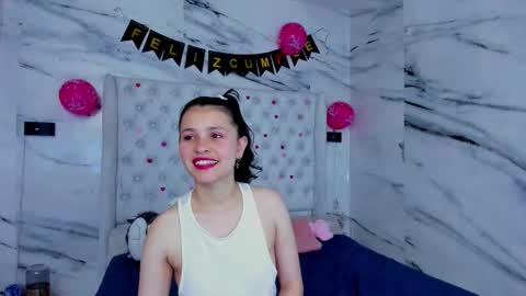 Snapshot of arisha_lee2 chatting on 03-12-26, 11:22 arisha_lee2 online show from 03-12-26, 11:22