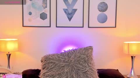   Nice to meet you  thumb up me please its important I  LOOK MY BIO DOWN online show from 12-24-24, 10:55