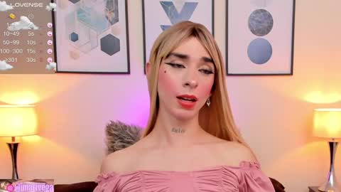   Nice to meet you  thumb up me please its important I  LOOK MY BIO DOWN online show from 01-12-25, 11:50