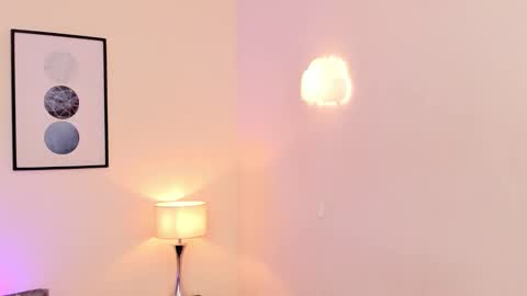   Nice to meet you  thumb up me please its important I  LOOK MY BIO DOWN online show from 12-15-25, 01:43