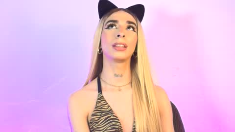 Snapshot of arivega chatting on 06-21-26, 07:16 Nice to meet you thumb up me please its important I LOOK MY BIO DOWN online show from 06-21-26, 07:16