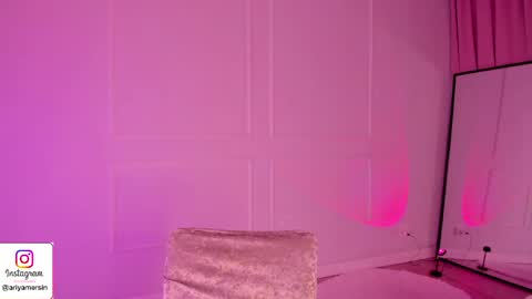 Ariya online show from 05-26-26, 02:35