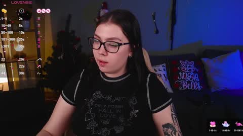 Snapshot of arizonaa_muse chatting on 01-11-25, 03:31 Astrid online show from 01-11-25, 03:31