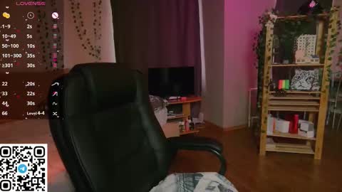 Astrid online show from 02-28-26, 04:13