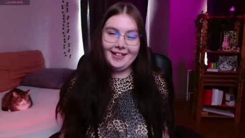 Astrid online show from 05-18-26, 12:44