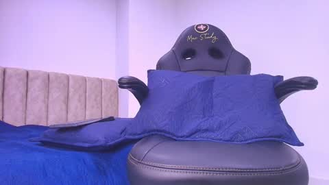 Arleth  online show from 01-08-26, 03:09