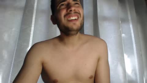 Snapshot of armando_2002 chatting on 01-16-25, 06:06 ARMANDO online show from 01-16-25, 06:06