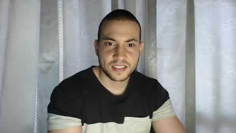 Snapshot of armando_2002 chatting on 10-15-25, 04:40 ARMANDO online show from 10-15-25, 04:40