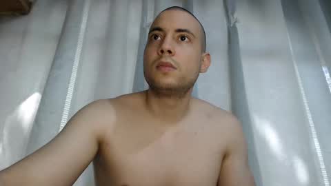 Snapshot of armando_2002 chatting on 11-01-25, 05:26 ARMANDO online show from 11-01-25, 05:26