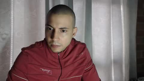 Snapshot of armando_2002 chatting on 11-16-25, 06:02 ARMANDO online show from 11-16-25, 06:02