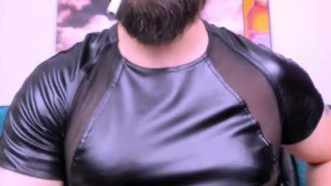 Snapshot of armandosteel chatting on 02-28-25, 02:42 Armando online show from 02-28-25, 02:42