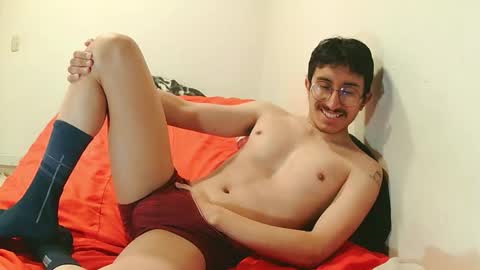 Snapshot of armin_red1 chatting on 10-18-25, 01:19 armin_red1 online show from 10-18-25, 01:19