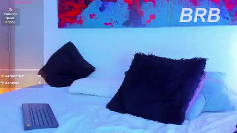   online show from 03-06-25, 05:46