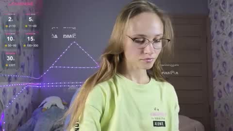 armurra online show from 09-25-25, 04:43