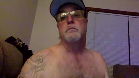 armyguy5311 online show from 06-06-26, 09:25