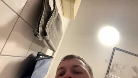 armyskater32 online show from 12-20-25, 09:00