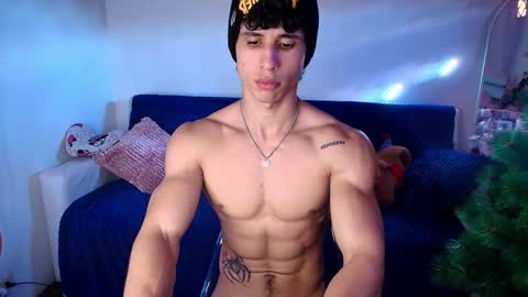 Snapshot of arnold_black69 chatting on 12-17-24, 09:05 arnold black online show from 12-17-24, 09:05