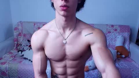 Snapshot of arnold_black69 chatting on 02-11-25, 08:20 arnold black online show from 02-11-25, 08:20