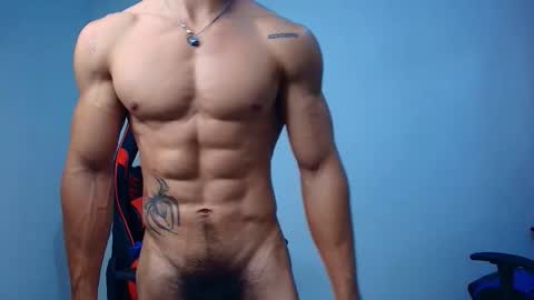 Snapshot of arnold_black69 chatting on 10-04-25, 06:11 arnold black online show from 10-04-25, 06:11