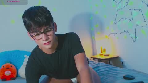 Snapshot of arnold_laurent chatting on 01-16-25, 11:37 Arnold online show from 01-16-25, 11:37