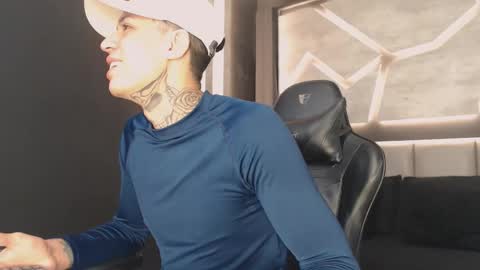 Arohom Lester online show from 11-28-25, 11:02