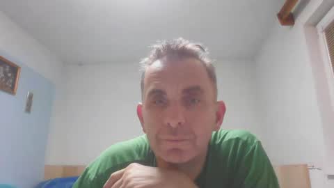 aromannn online show from 12-18-24, 07:41