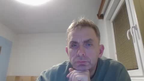 Snapshot of aromannn chatting on 02-05-26, 10:47 aromannn online show from 02-05-26, 10:47