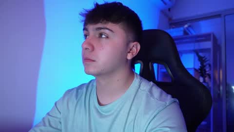 aron__cooper online show from 04-04-26, 02:43