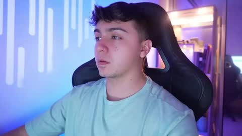 aron__cooper online show from 05-20-26, 12:39